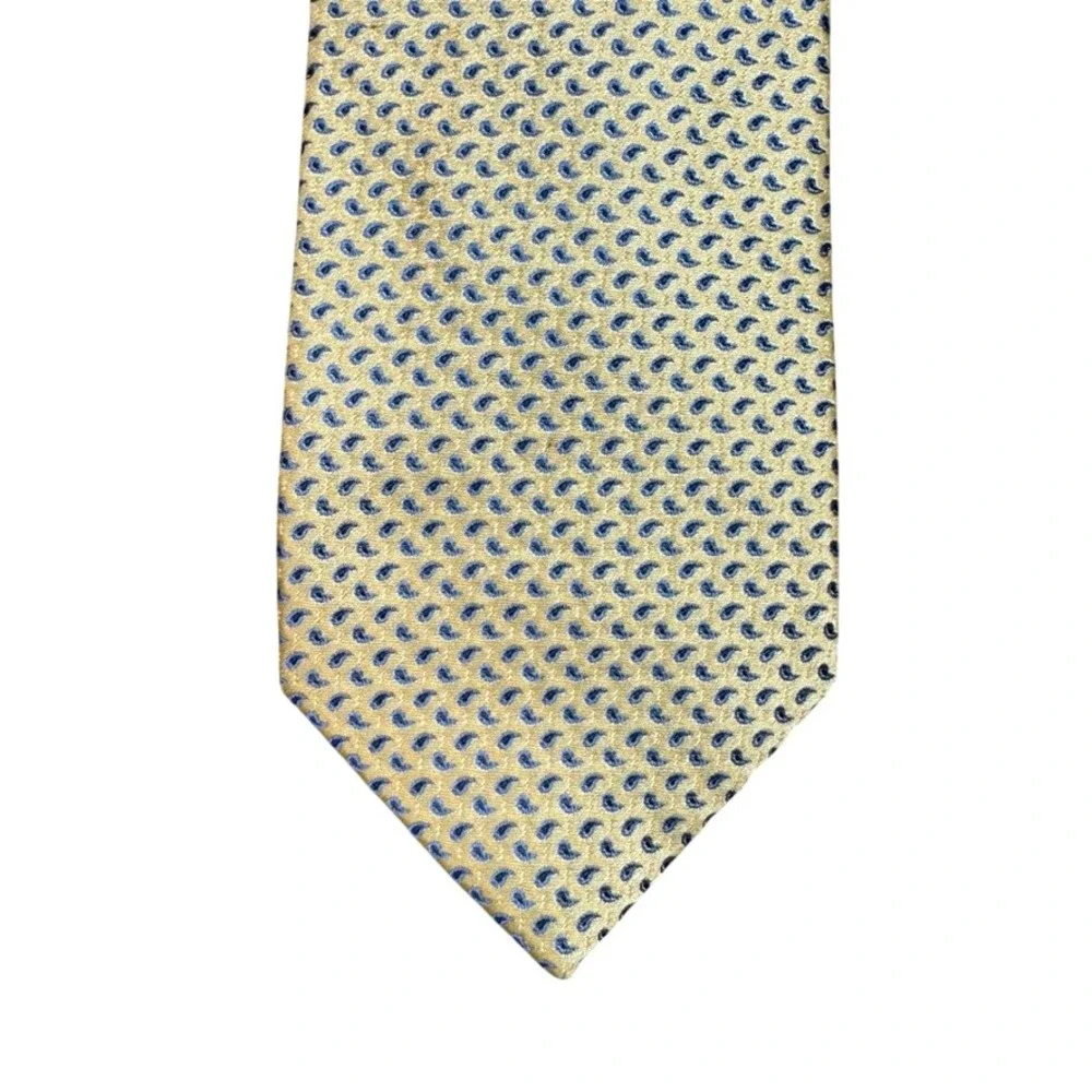 Saks Fifth Avenue BLACK Mens Yellow Blue Paisley Silk Necktie RN 92067